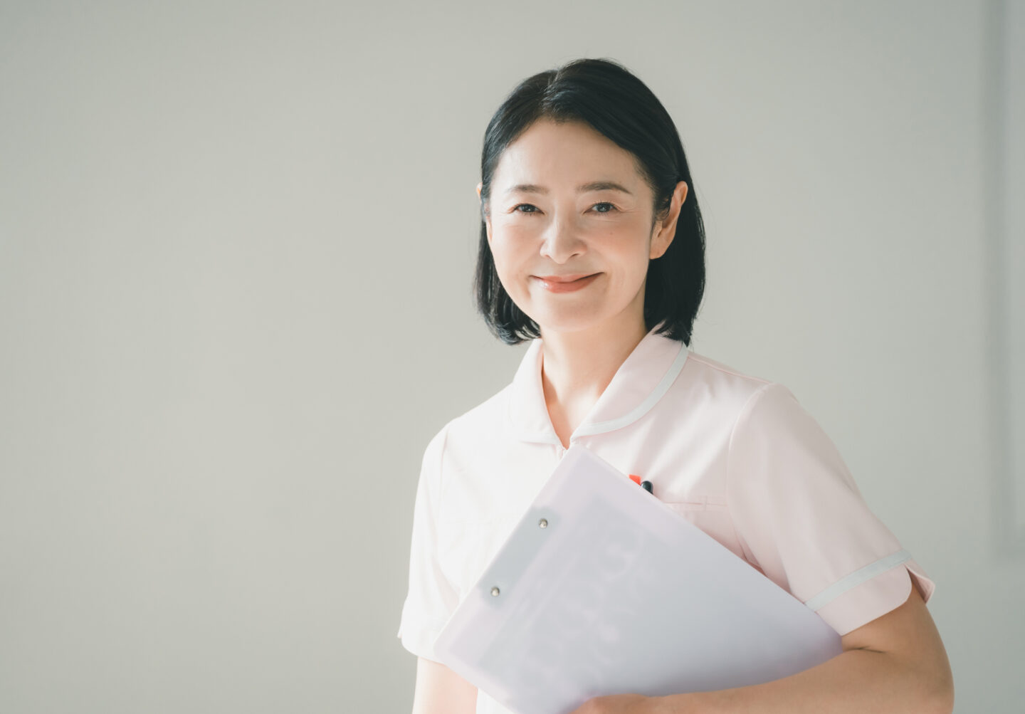 看護師長になるには？仕事内容・必要な能力・年数目安から評価ポイントまで徹底解説