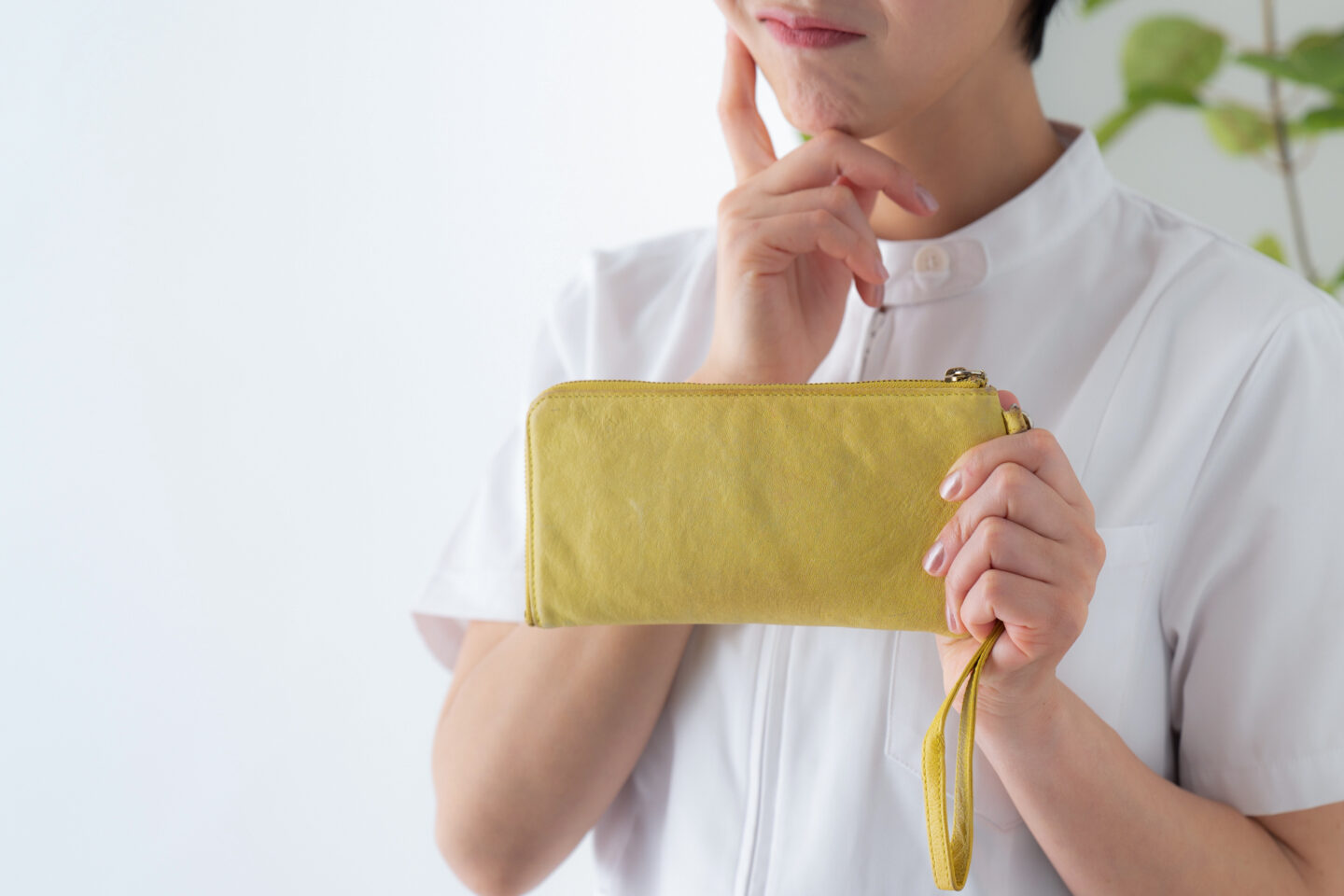 看護師の給料はなぜ上がらない？最新ニュースから見る理由と年収を伸ばす現実的な方法