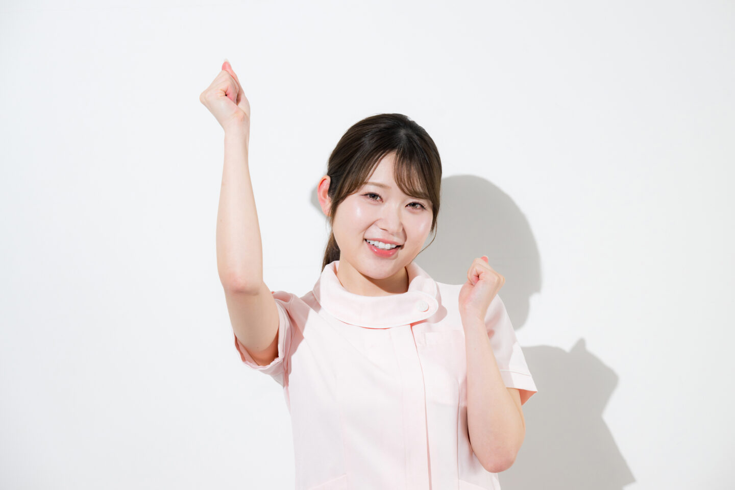 ナースエイドと看護助手の違い｜呼び方が違うだけの職種と、本当に線を引くべき相手