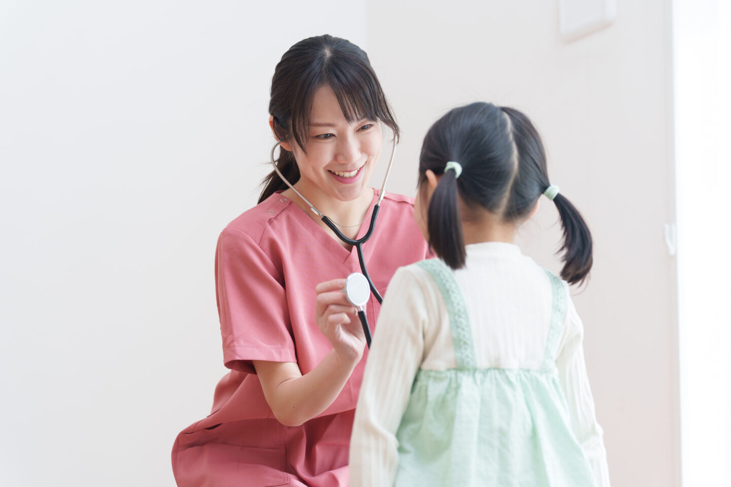 小児科看護師になるには？仕事内容・やりがい・向いている人を徹底解説
