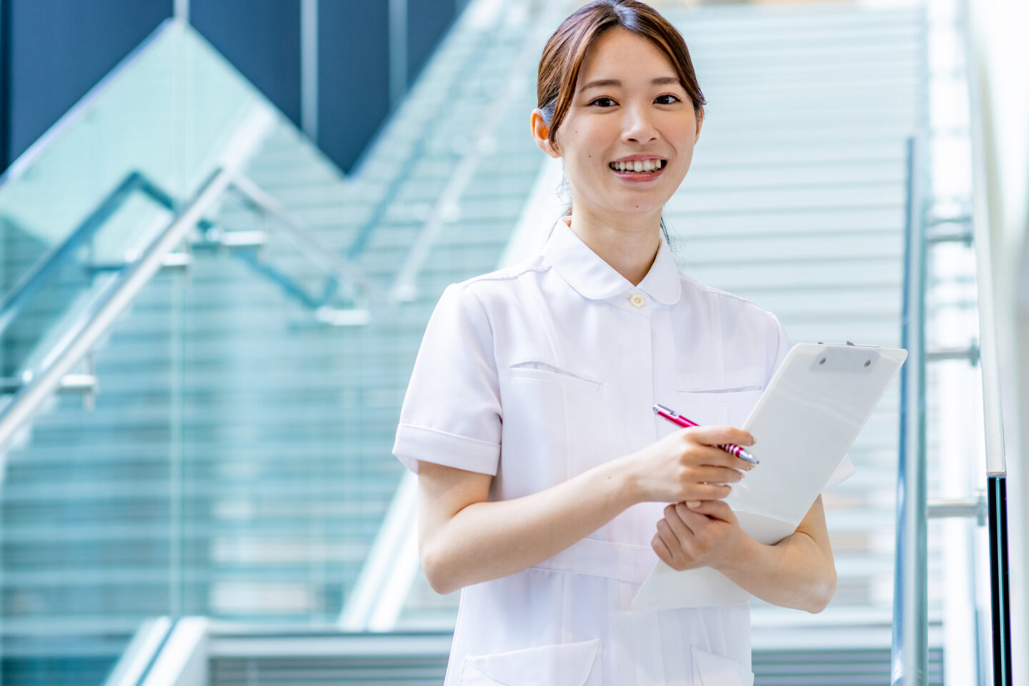 内科看護師の仕事内容とは？外科との違い・やりがい・向いている人からキャリアまで徹底解説