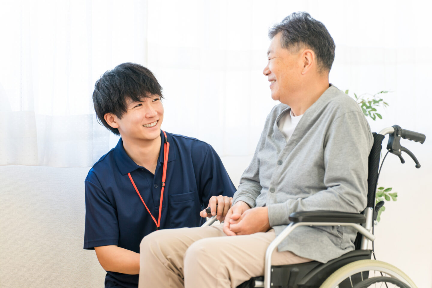 認知症高齢者の日常生活自立度とは？判定基準の表（Ⅰ〜M）と症状の例、看護師が迷わない判定・記録のコツ