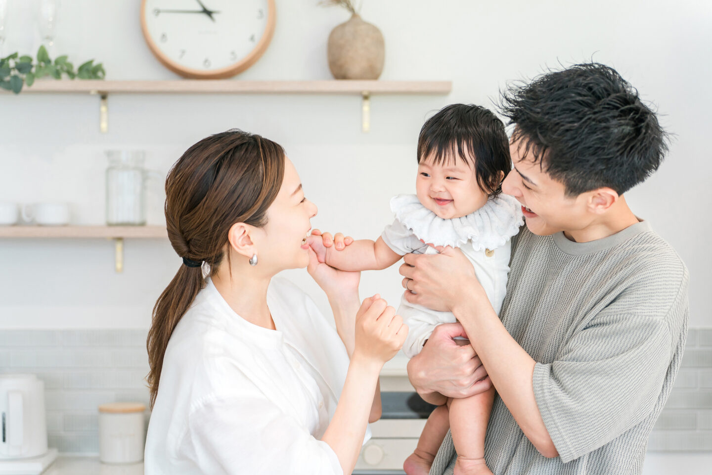 男性の育休期間はいつからいつまで？産後パパ育休・分割・延長の早見表と、夜勤のある看護師の申出スケジュール