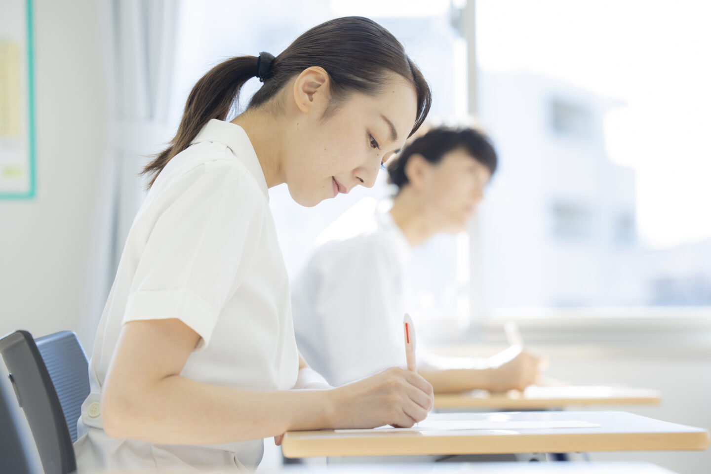 【2026年最新】看護師のスキルアップ資格一覧37選！取得方法・できること・年収の変化を徹底解説